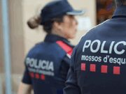 VÍDEO | Surt de permís penitenciari i roba vuit cadenes d’or en plena Eixample