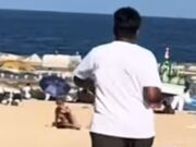 Polèmica a Barcelona per un vídeo que mostra l’elaboració de mojitos al costat de contenidors